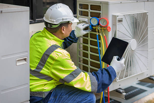 Professional Hvac Installation technician working in Santa Clara, UT